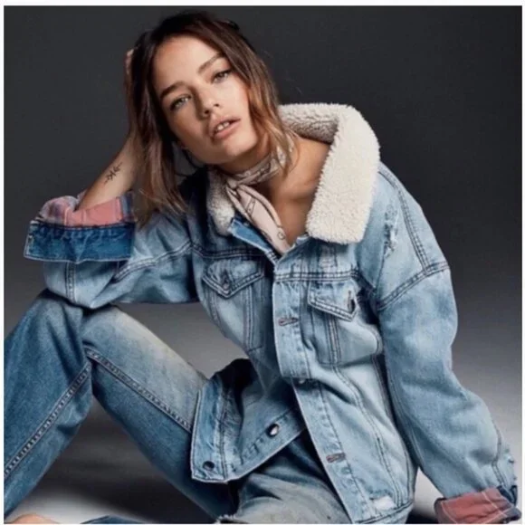 SOLD!!! Free People Denim Plaid Flannel Lined Jacket with Sherpa Collar Fan Fav - Picture 2 of 7